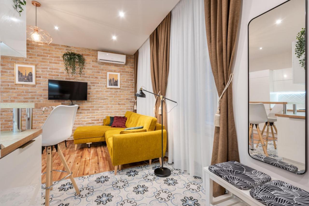 Architecture Fan'S Apartment Near Opera House Budapest Luaran gambar